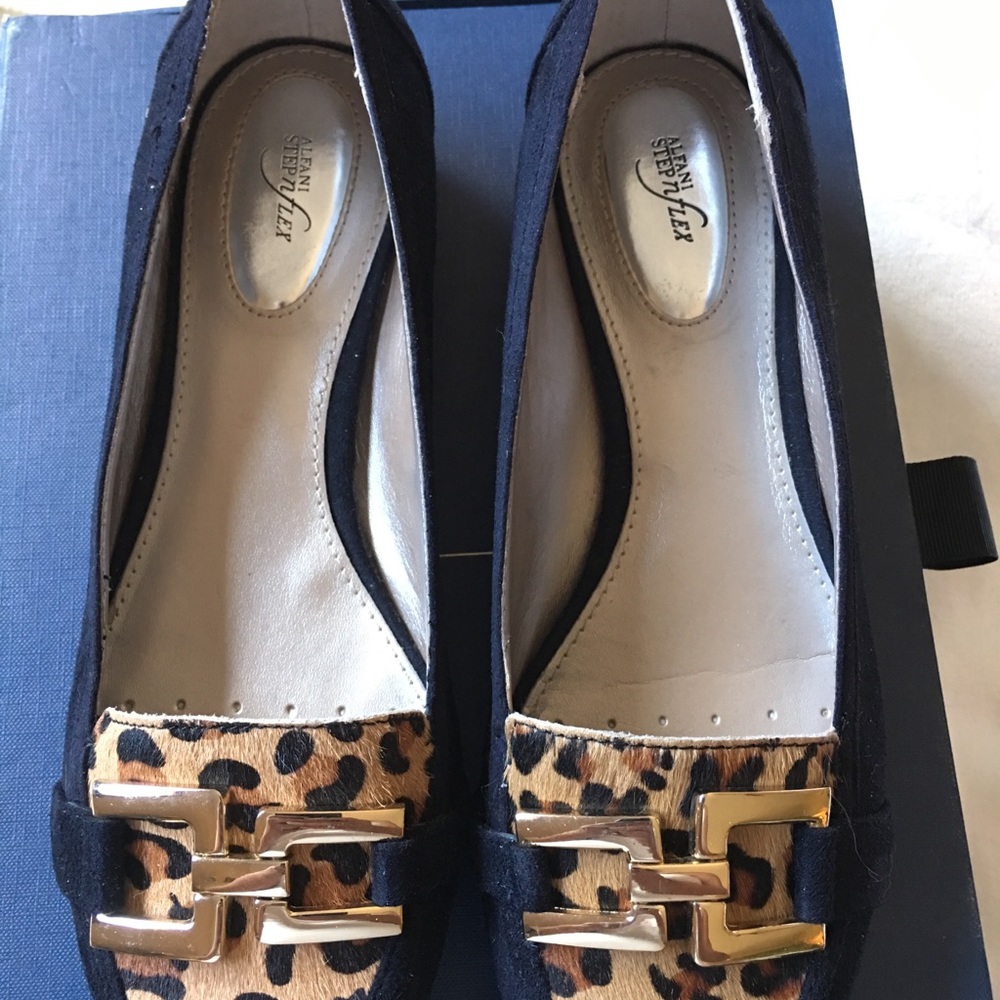 🌺🌺SOLD🌺🌺ALFANI Step N Flex Haircalf Shoe - Picture 1 of 6
